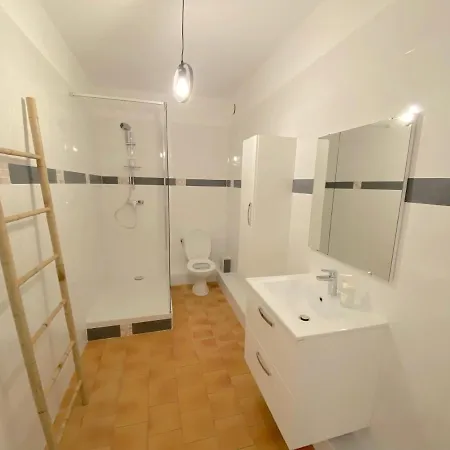 Apartment T3 Sur Le Port De