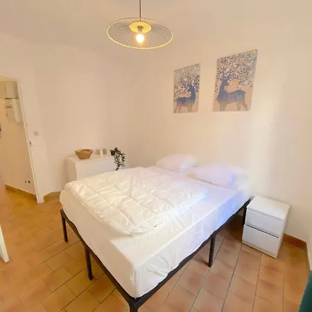 Apartment T3 Sur Le Port De Sanary-sur-Mer